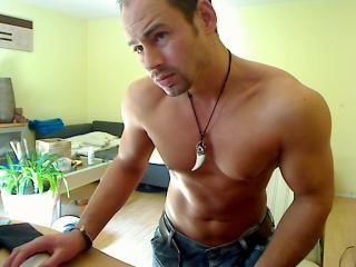master79 - Komm rein und hab Spass :-)! Treff mich!! - sexcam,chat,