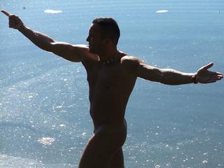  Lausebengel:  Dominant, Exhibitionismus, Fesselspiele, Oralsex, Outdoor, Parkplatz-Sex, Schlucken, Swinger, Voyeurismus, Live-Dates