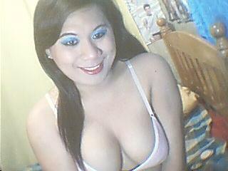  AsianSexyTS:  Fetisch, Oralsex, Outdoor, Schlucken - BH-Gr&ouml;sse: 