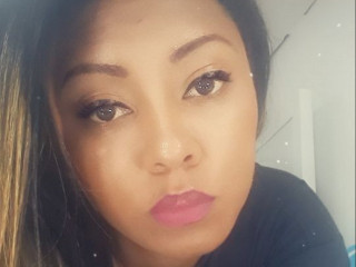 kimorale - welcome , im a happy girl always ready to have good moments