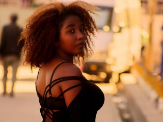 BlackCamille - Sexy, s&uuml;&szlig; und immer einsatzbereit! Ich bin hier, wann immer du Lust hast, Spa&szlig; zu haben!