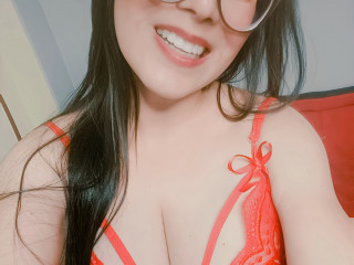  hot-katiusha:  Anal-Sex, Dominant, Fetisch, Gruppensex, Natursekt, Sexspielzeug, SM-Sex, Spanking, Wachs-Spiele - BH-Grösse: C