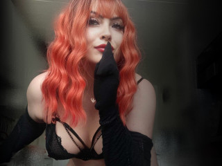  mystischLea69:  Dominant, Exhibitionismus, Gangbang, Oralsex, Orgien, Outdoor, Pornographie, Spanking, Voyeurismus - BH-Grösse: C