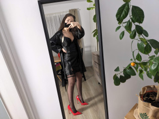  FetishhGoddess:  Dominant, Fesselspiele, Fetisch, Lack und Leder, Oralsex, Rollenspiele, SM-Sex, Spanking