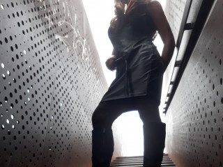 AmyWonderXXXs Sexcam Chat:  - Anal-Sex, Dominant, Fesselspiele, Fetisch, Oralsex, Pornographie, Schlucken, Spanking, Swinger, Live-Dates - Ich komme, wenn ich Cam 2 Cam sehe, dass du mich anmachst, indem du dich zusammen mit der Kamera ausziehst oder mich einfach anschaust.