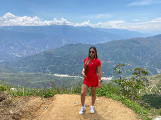  Sofiapeach:  Devot, Dominant, Orgien, Outdoor, Swinger - BH-Gr&ouml;sse: B