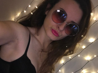 Allory - The exciting feeling of Your dick betwixt my pussy lips can really turn me on.