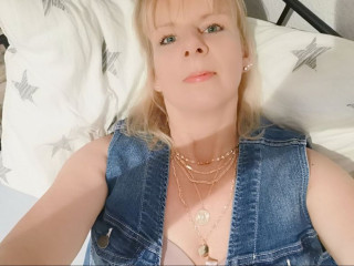 SexyJanina - Vollmundig im Geschmack - leicht im Abgang! - sexcam,privat,