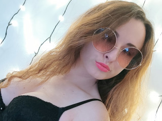 Allory - Das aufregende Gef&uuml;hl deines Schw**zes zwischen meinen Scha**ippen kann mich wirklich ant&ouml;rnen. - sexcam,chat,