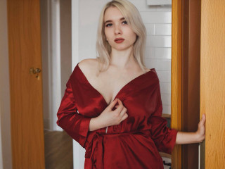 KarolinaRay - Ich bin ein romantisches M&auml;dchen mit sch&uuml;chternen Tr&auml;umen und Hoffnungen. - sexcam,privat,