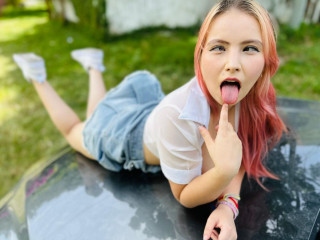  SabrinaKitty:  Anal-Sex, Devot, Exhibitionismus, Rollenspiele, Sexspielzeug, SM-Sex, Voyeurismus, Wachs-Spiele, Live-Dates - BH-Gr&ouml;sse: B